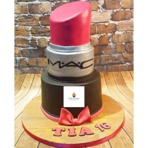 Lipstick Cake.
